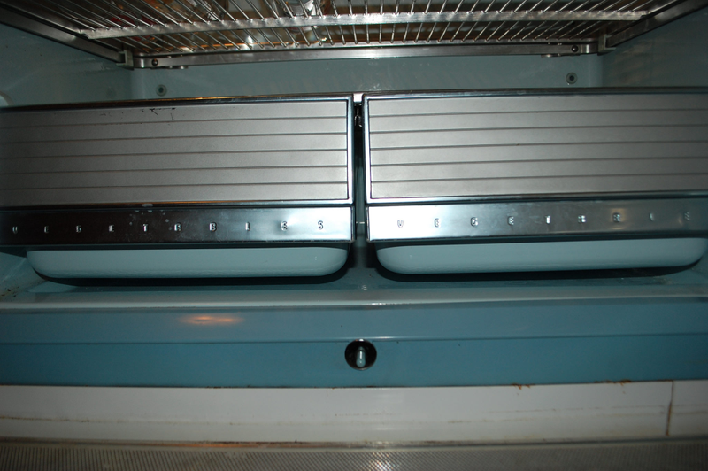 Illustration for article titled Houselopnik, vintage appliance edition.